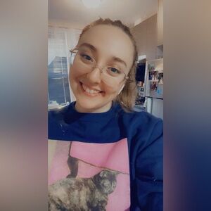 Meet your Posher, Christina